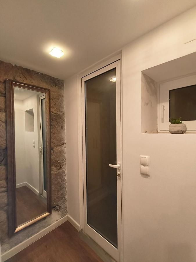 Central Apartamento 0 Ac Metro Nearby Porto Kültér fotó